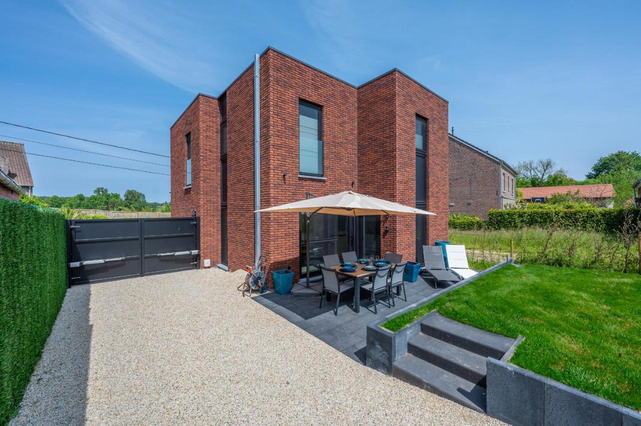 Unique Hideaway, House With Large Garden *